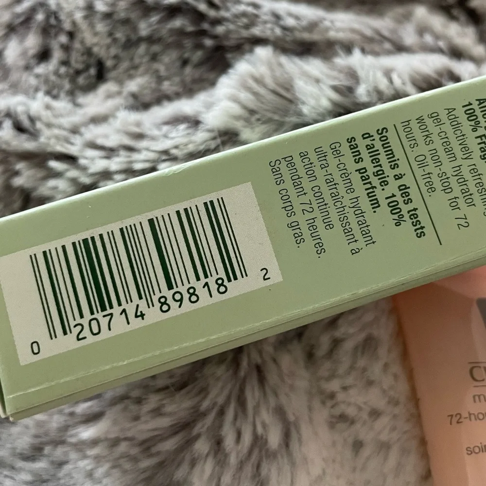 CLINIQUE MOISTURE SURGE 72 HOUR AUTO REPLENISHING HYDRATOR